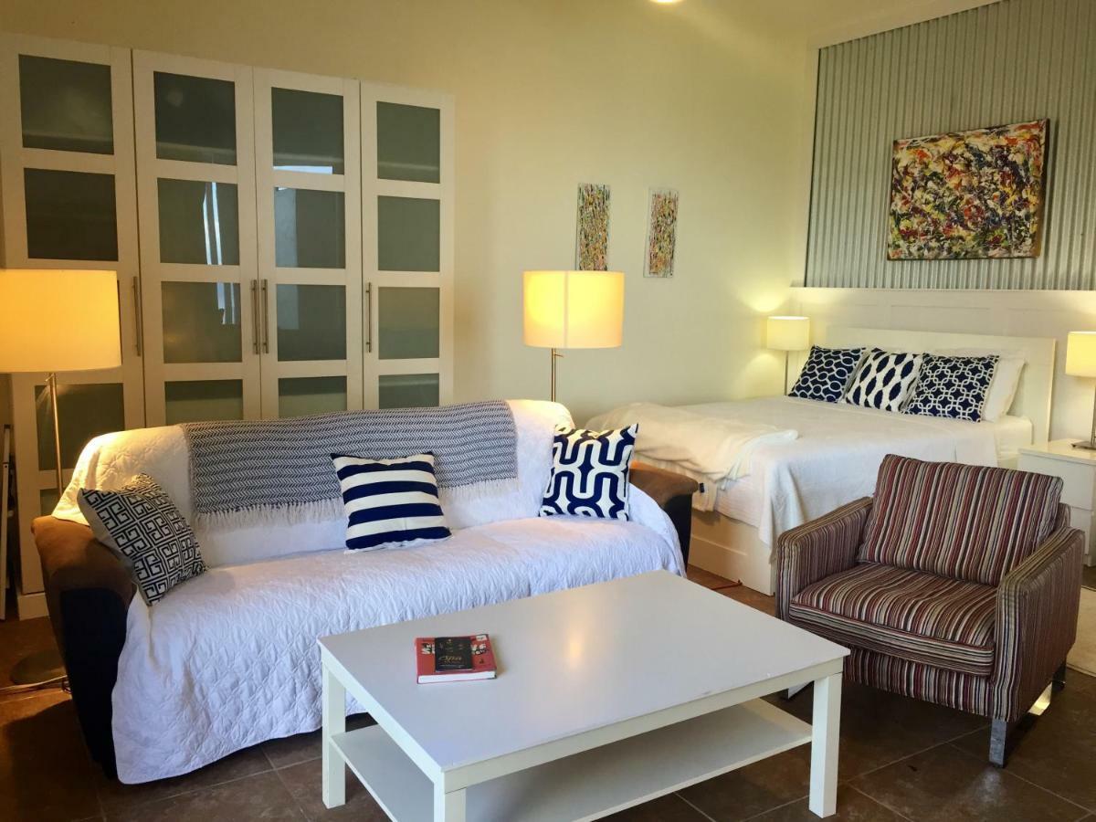 Villa Del Mar Studios E And W Freshwater Pond Екстер'єр фото