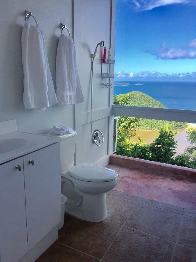 Villa Del Mar Studios E And W Freshwater Pond Екстер'єр фото